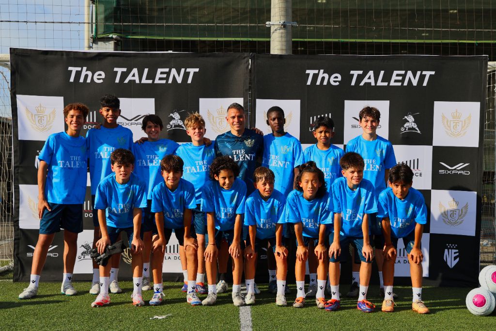 THE TALENT 2025 チーム集合写真